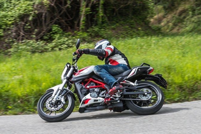 Benelli BN 251