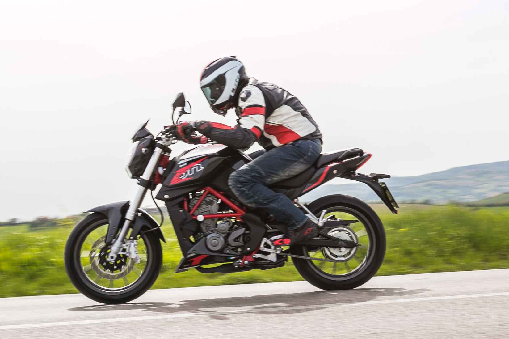Benelli BN 251