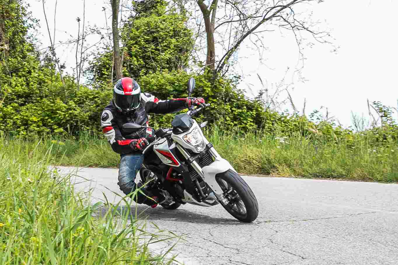 Benelli BN 251
