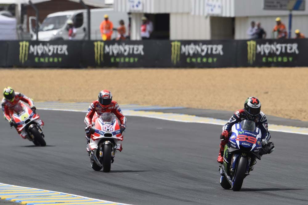 La victoria de Jorge Lorenzo en Francia, en imágenes