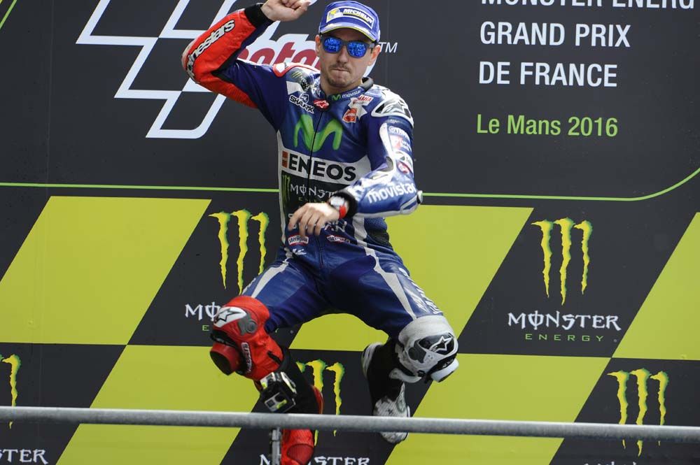 La victoria de Jorge Lorenzo en Francia, en imágenes
