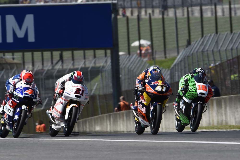 La carrera de Moto3 en Mugello, en imágenes