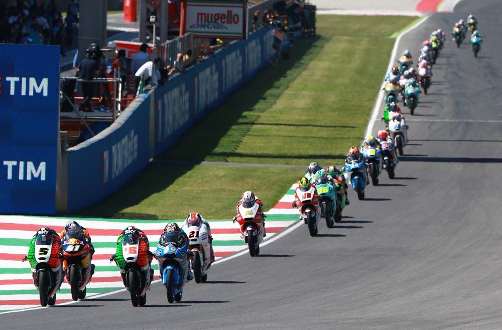La carrera de Moto3 en Mugello, en imágenes