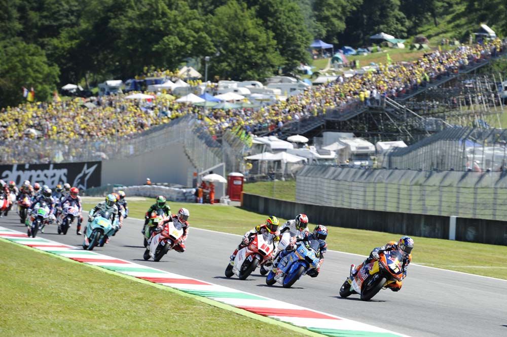 La carrera de Moto3 en Mugello, en imágenes