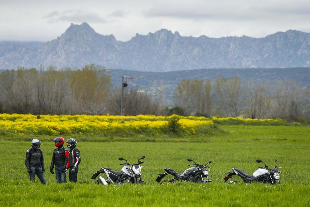 Comparativa KTM 690 Duke, Suzuki SV650 y Yamaha MT-07
