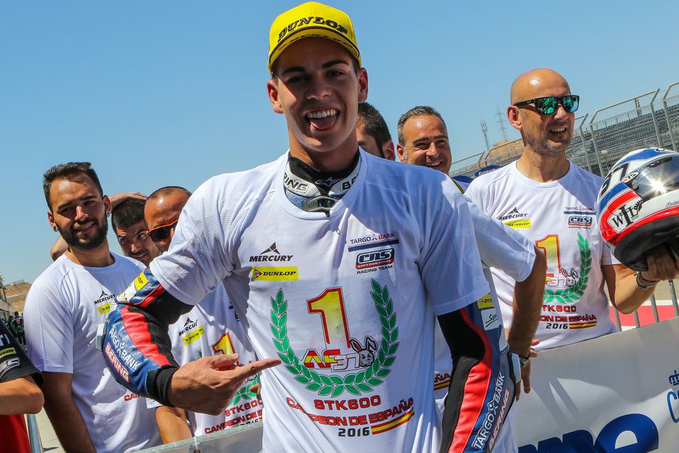 Augusto Fernández, campeón de España de SuperStock600
