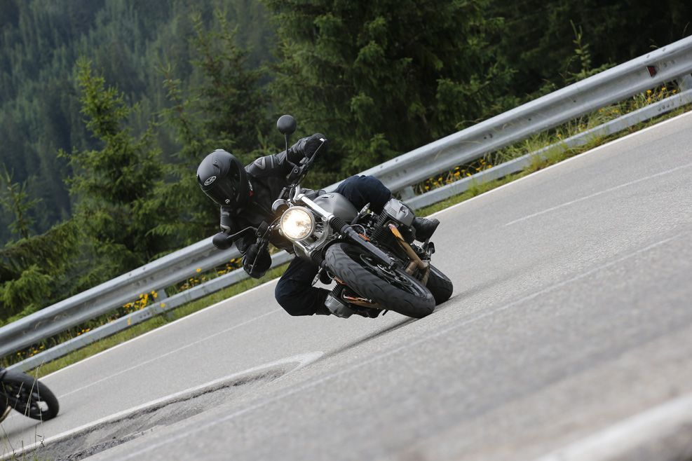 BMW  R nineT Scrambler