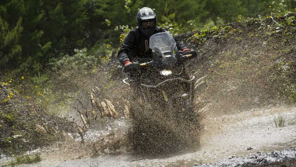 Aventura Honda Africa Twin en Gales