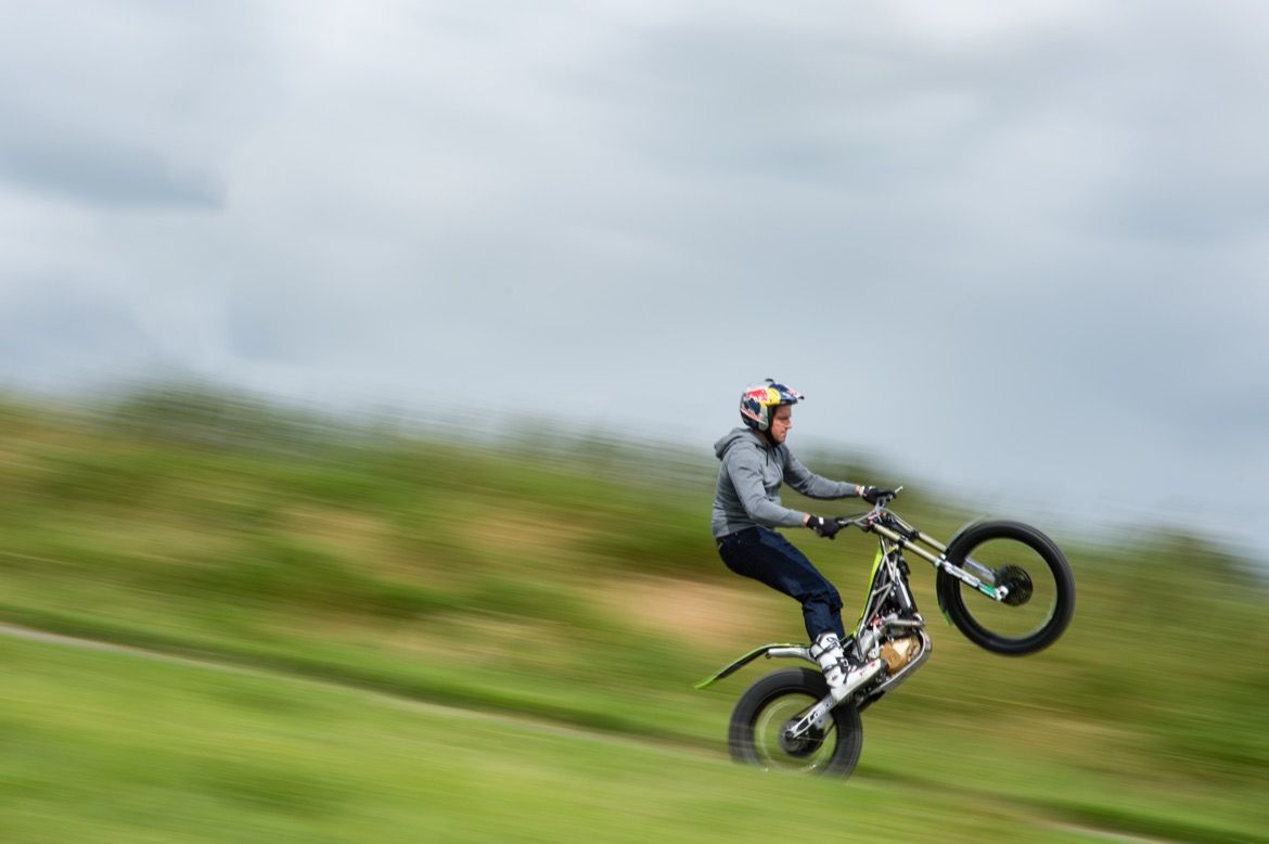 Dougie Lampkin preparando la vuelta a la Isla de Man