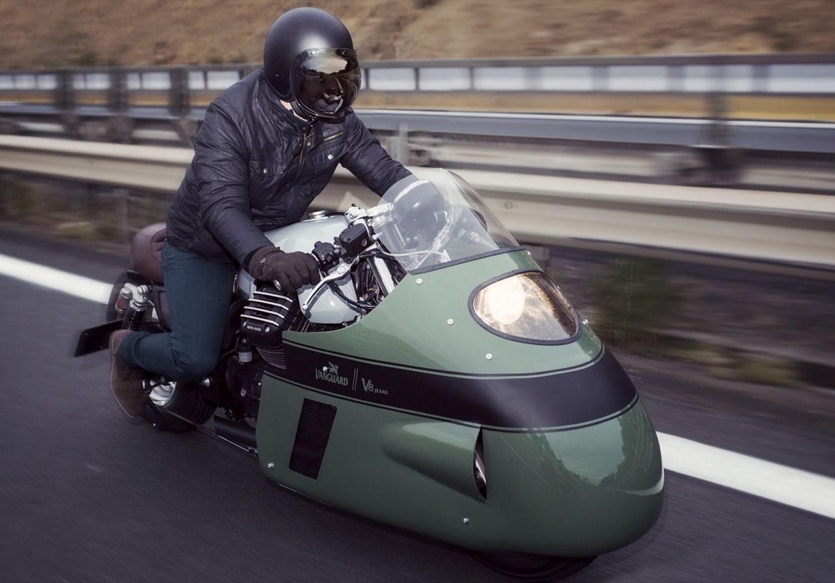 Vanguard V8, en honor a la Guzzi "Otto"