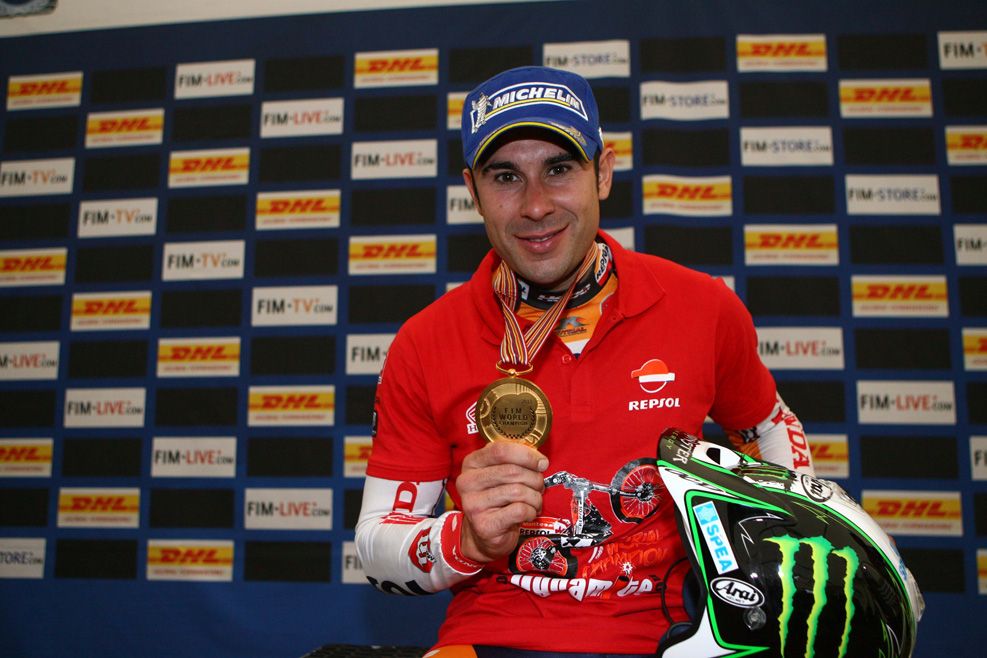Los 20 Mundiales de Trial de Toni Bou en imágenes