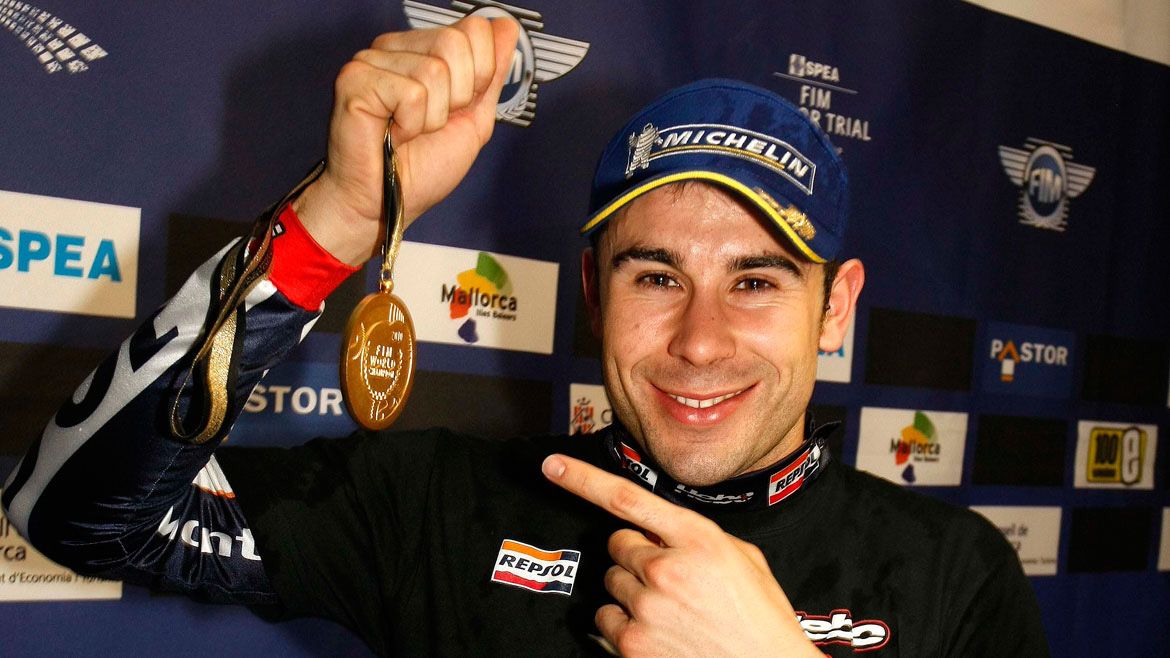 Los 20 Mundiales de Trial de Toni Bou en imágenes