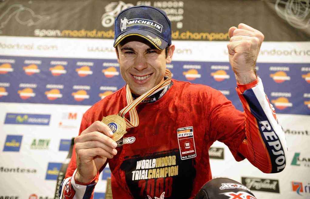 Los 20 Mundiales de Trial de Toni Bou en imágenes