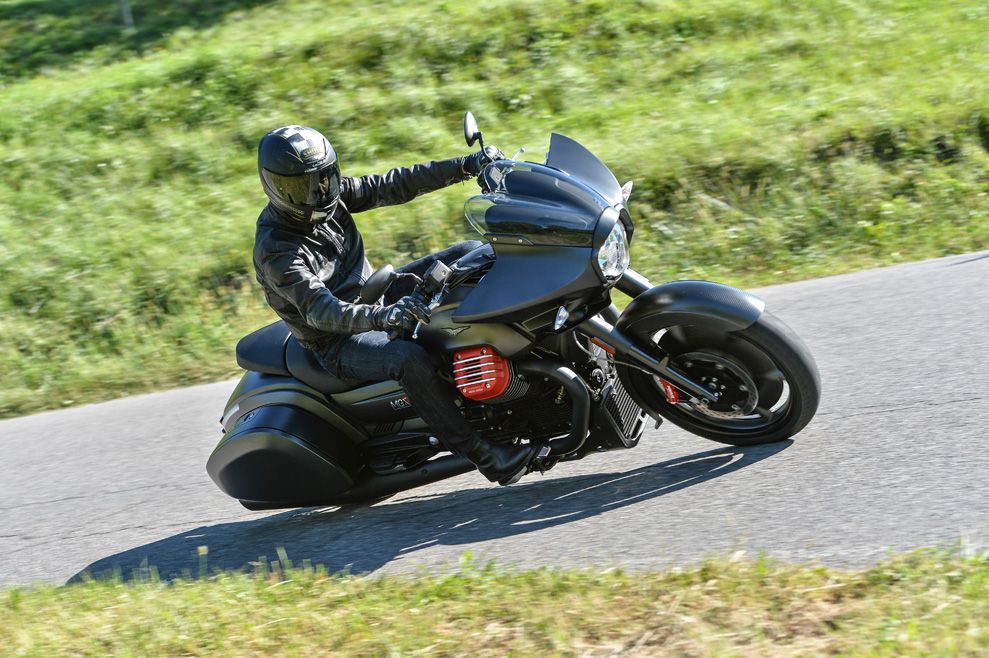 Moto Guzzi MGX21