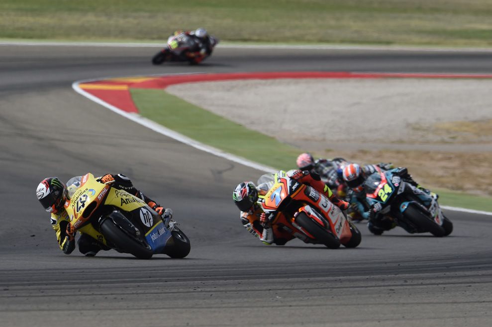 Las imágenes de la carrera de Moto2 en Aragón