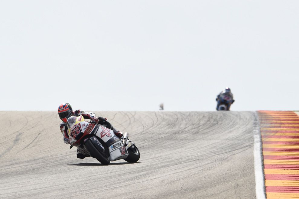Las imágenes de la carrera de Moto2 en Aragón