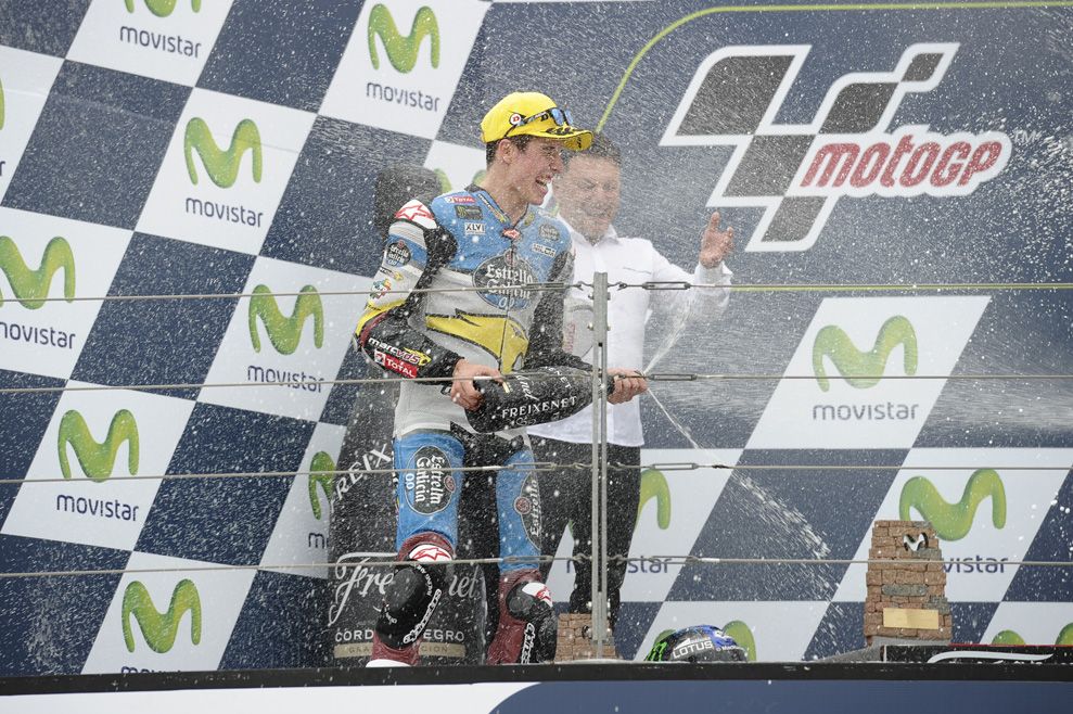 Las imágenes de la carrera de Moto2 en Aragón