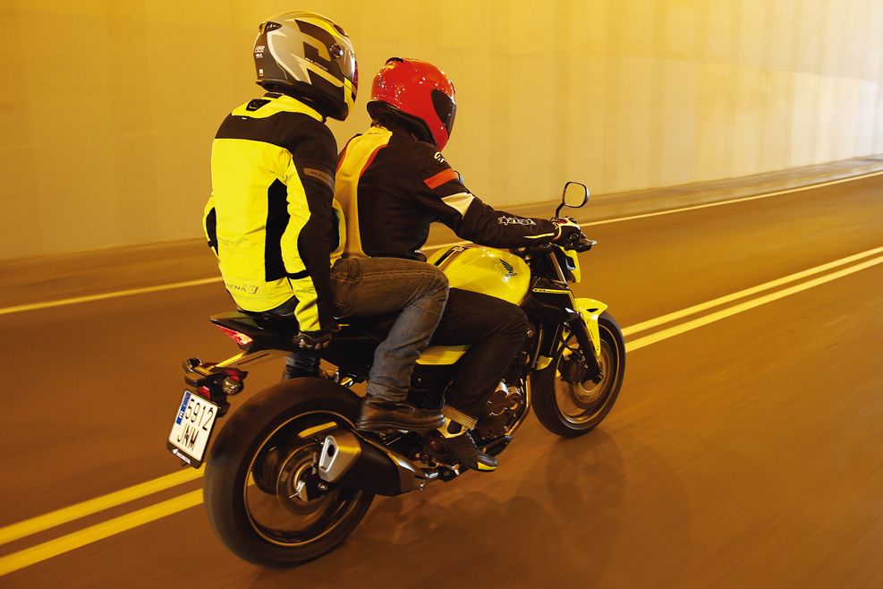 Prueba Honda CB500F