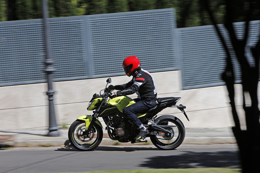 Prueba Honda CB500F