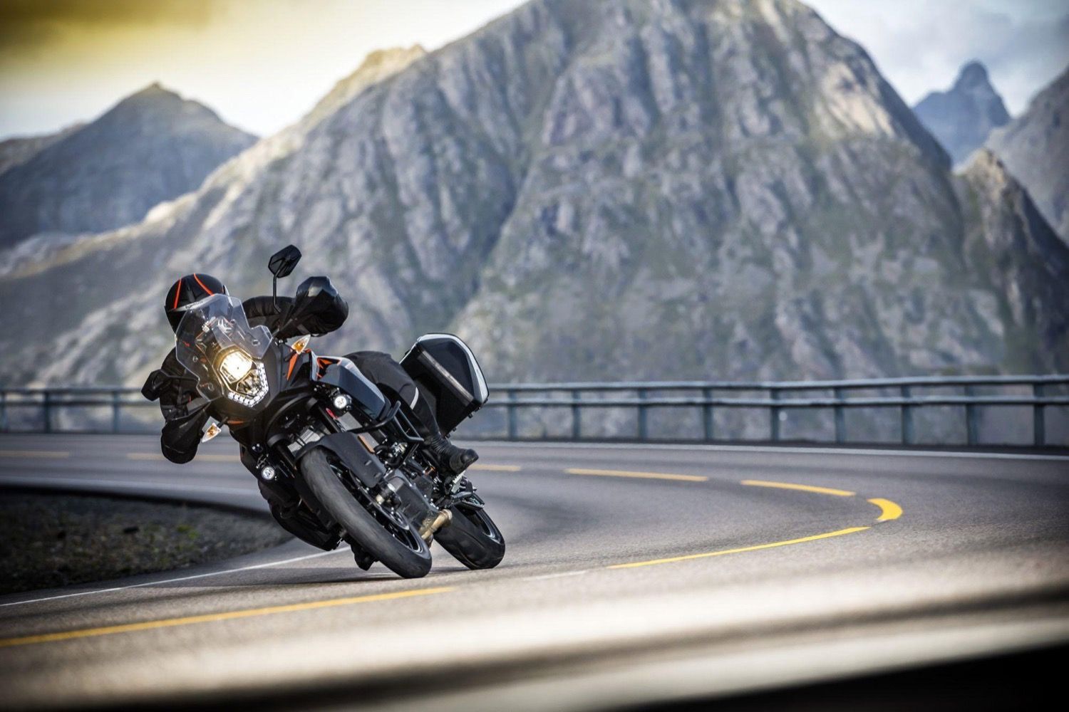 KTM 1090 Adventure 1090 R