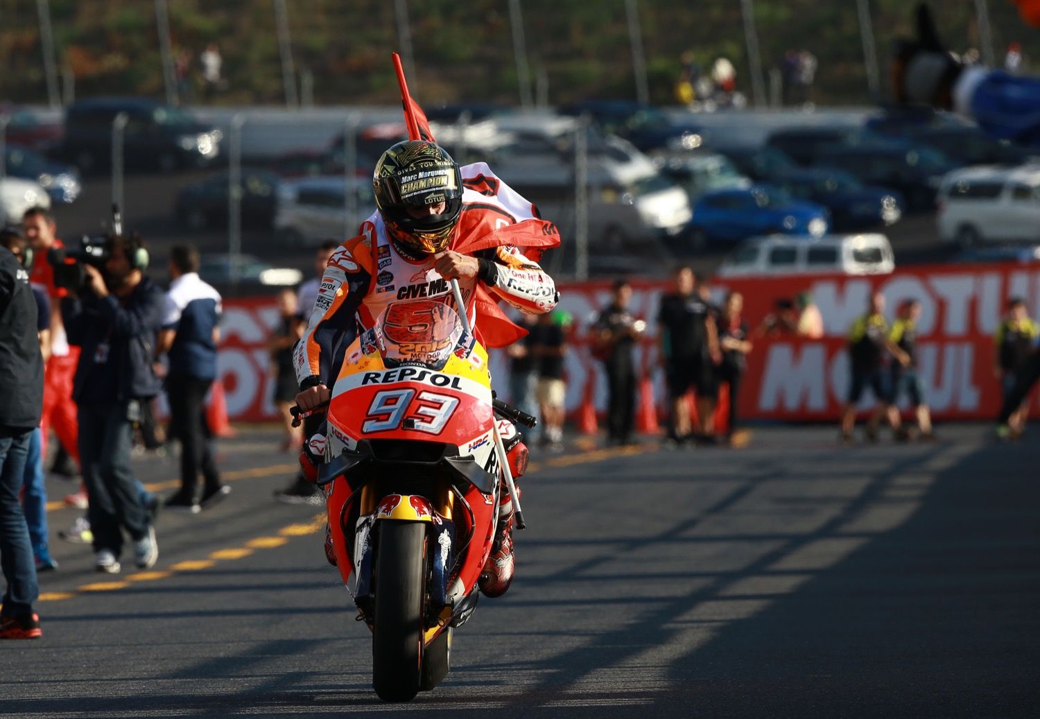 Así celebró Marc Márquez el título en Motegi