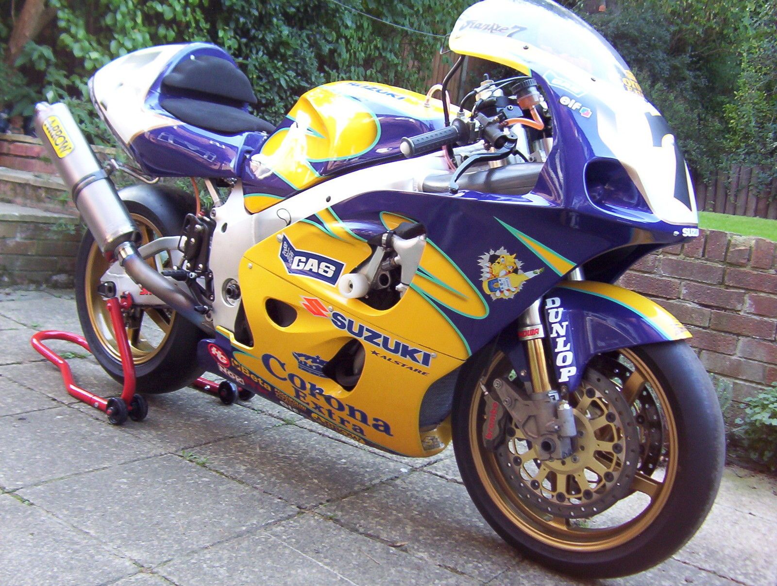 A la venta la Suzuki GSX-R 750 Alstare Corona de Frankie Chili