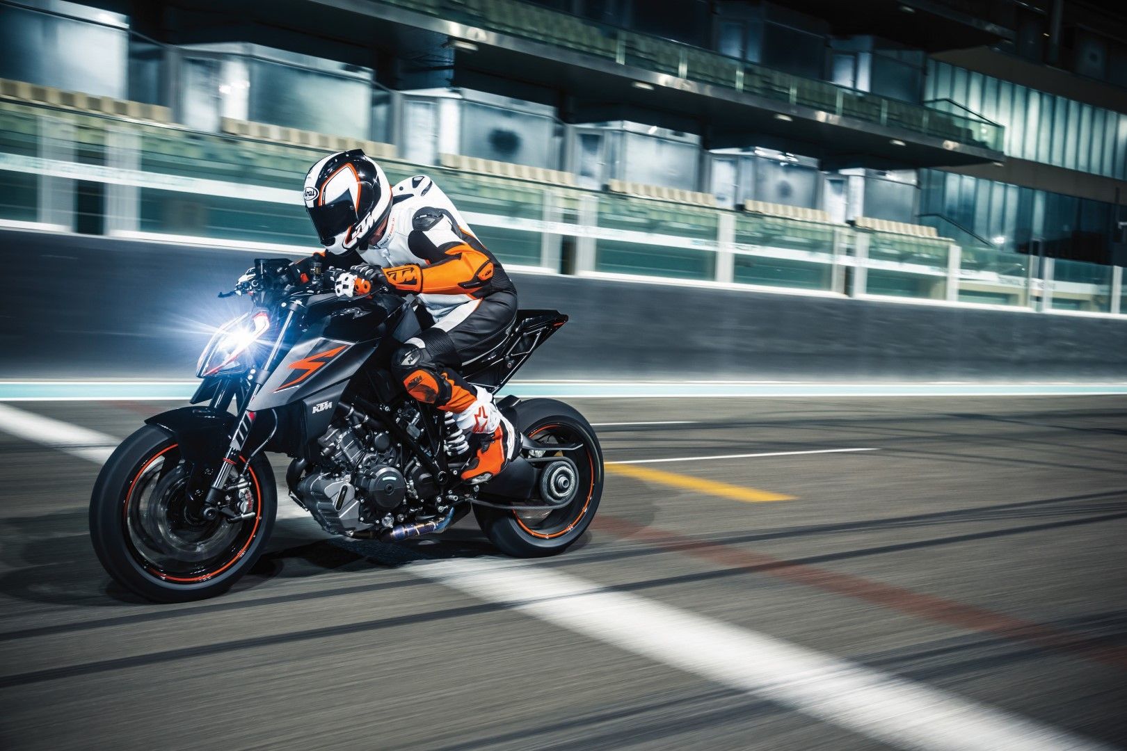 KTM 1290 Super Duke R 2017 fotos