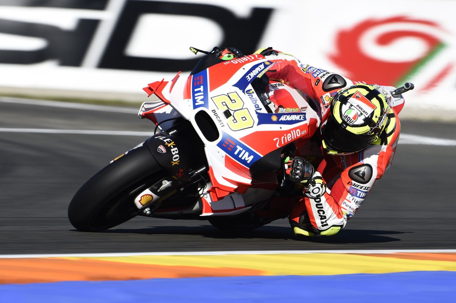 Estilos de pilotaje en MotoGP