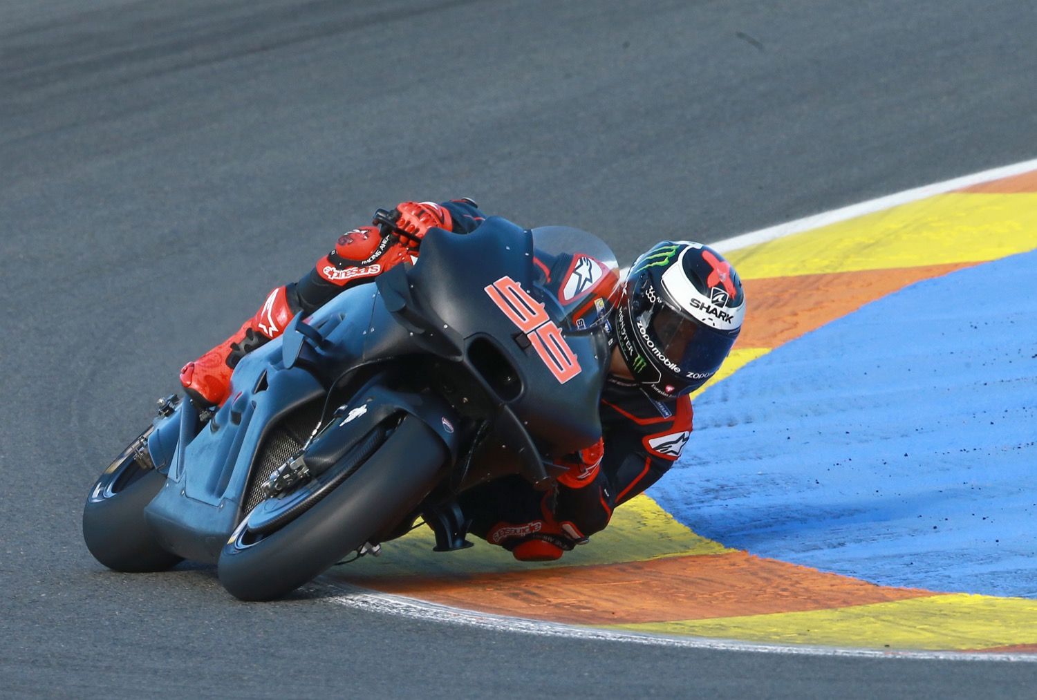 Jorge Lorenzo con la Ducati 2017
