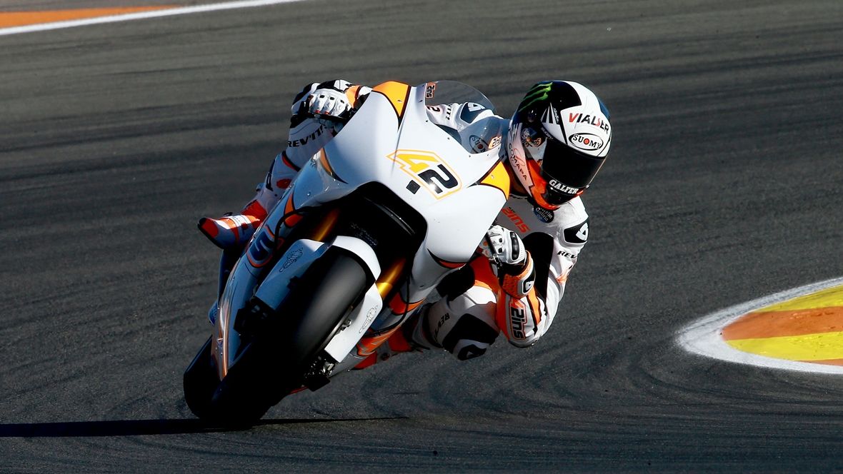 Andrea Iannone y Álex Rins con Suzuki