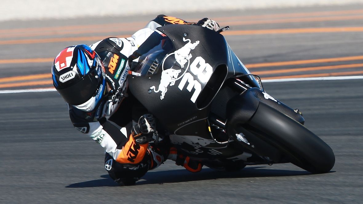 Pol Espargaró y Bradley Smith, con la KTM