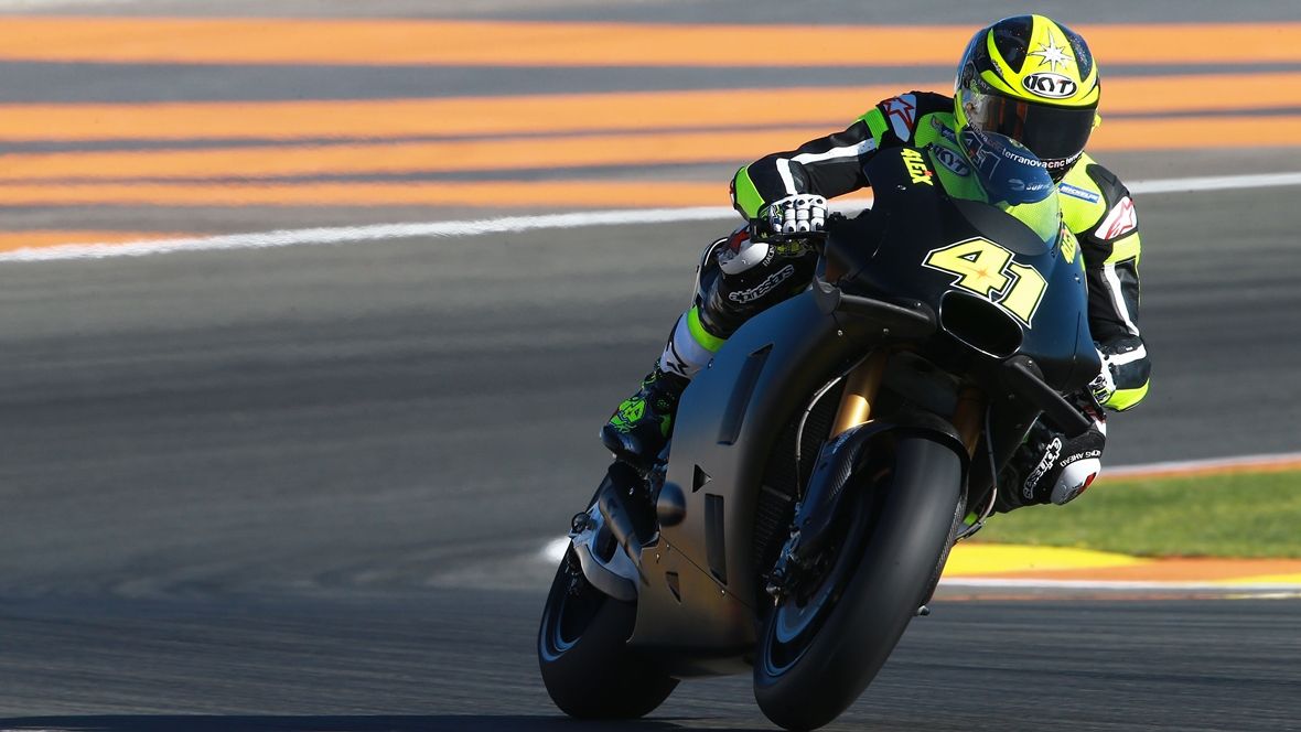 Aleix Espargaró y Sam Lowes con Aprilia