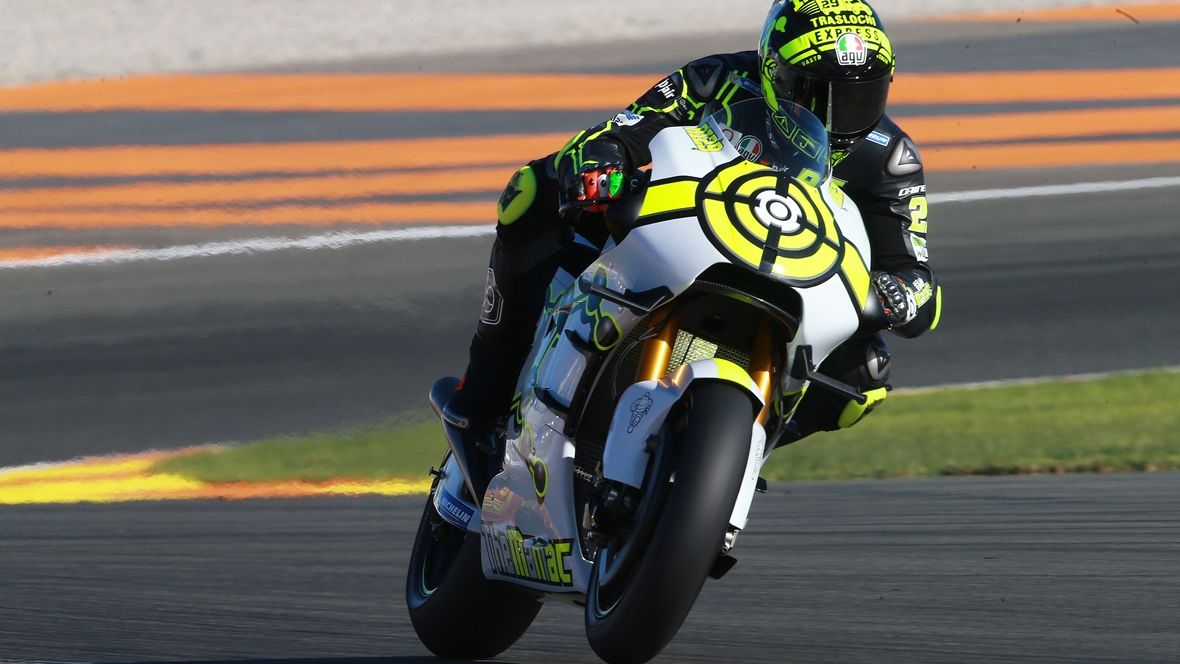 Andrea Iannone y Álex Rins con Suzuki