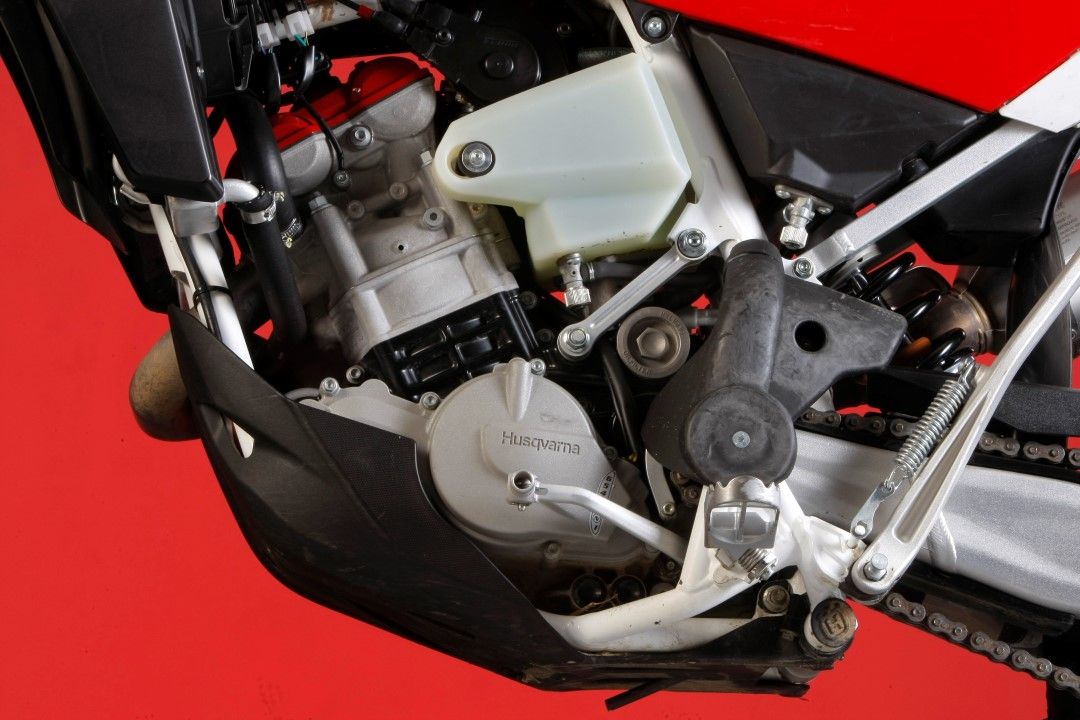 Husqvarna TE 449 ’11