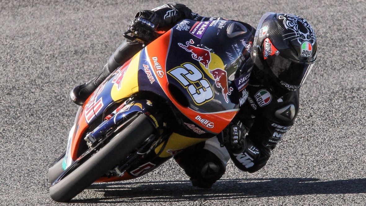 Los pilotos de Moto2 y Moto3 arrancan 2017
