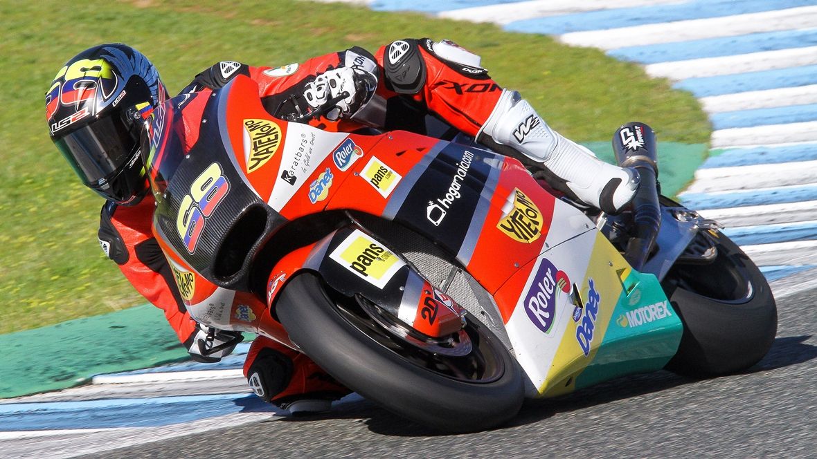 Los pilotos de Moto2 y Moto3 arrancan 2017