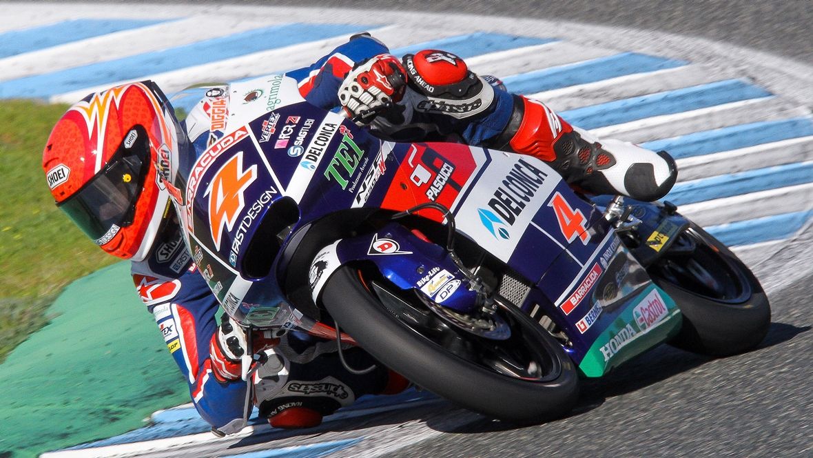 Los pilotos de Moto2 y Moto3 arrancan 2017