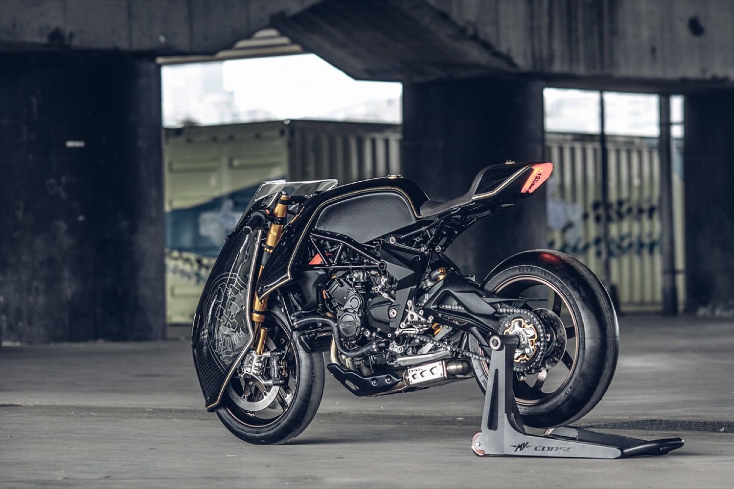 MV Agusta "Ballistic Trident" Fotos