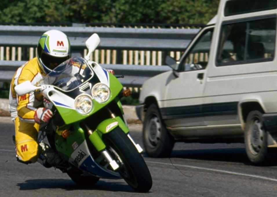 Kawasaki ZXR 750 R 1991, retroprueba