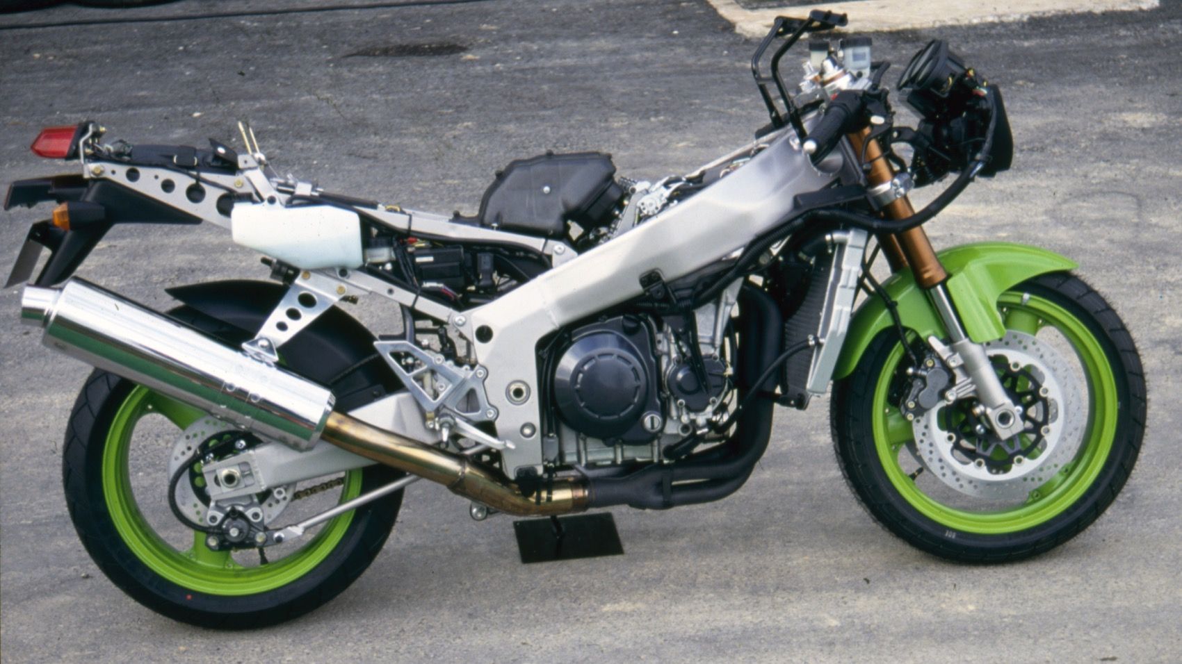Kawasaki ZXR 750 R 1991, retroprueba