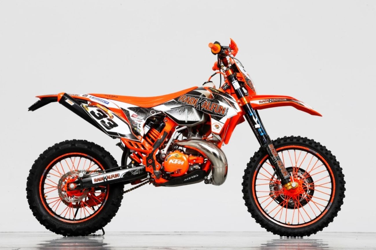 KTM EXC 250 2006 convertida en 2016