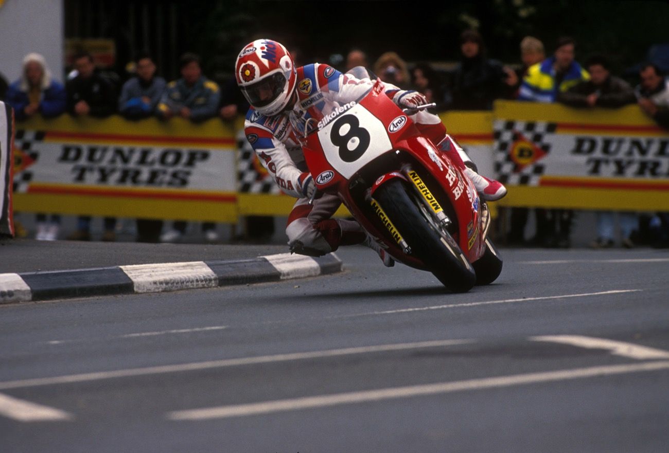Carl Fogarty, pez grande en charca pequeña