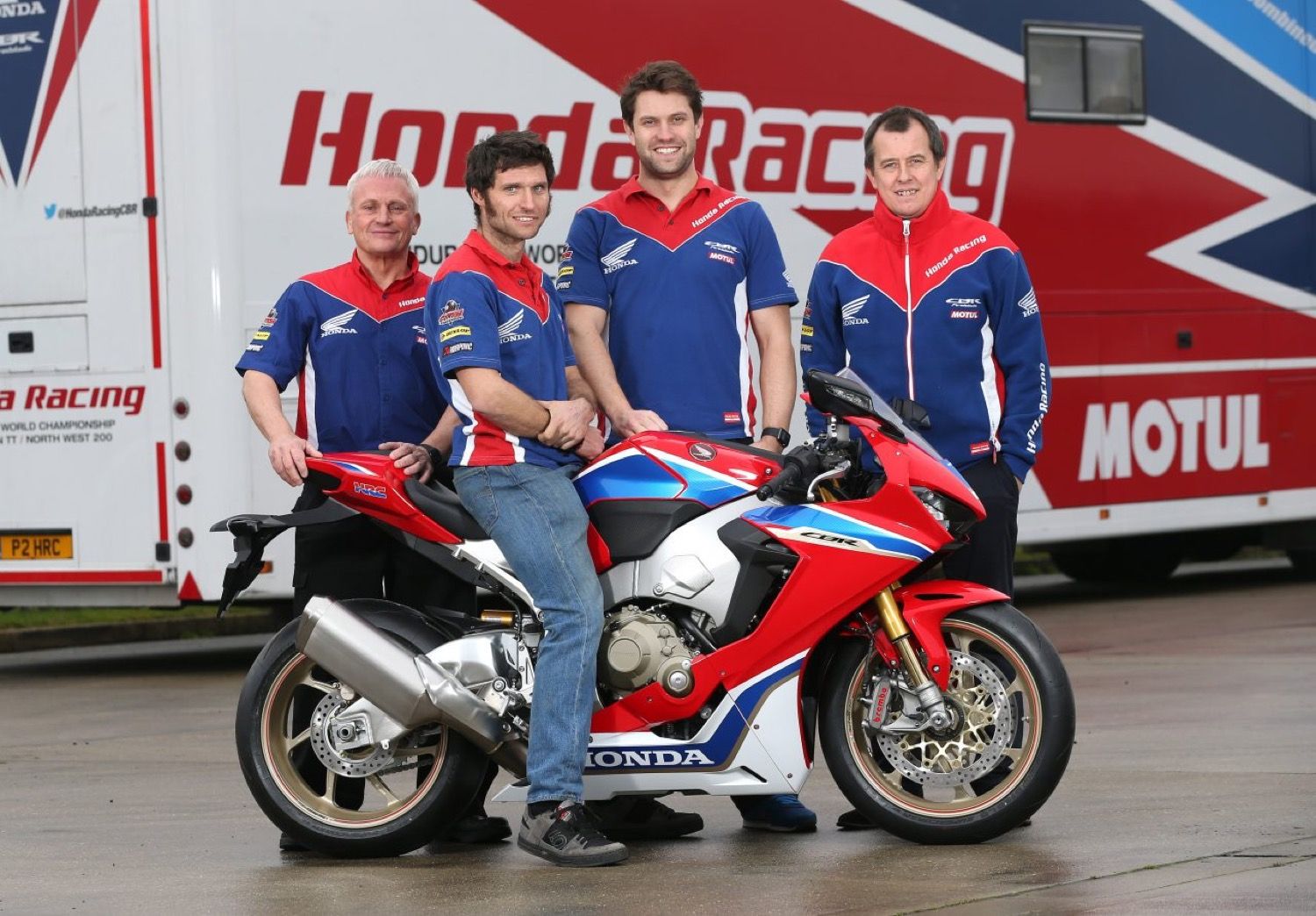 Guy Martin y John McGuinness con Honda