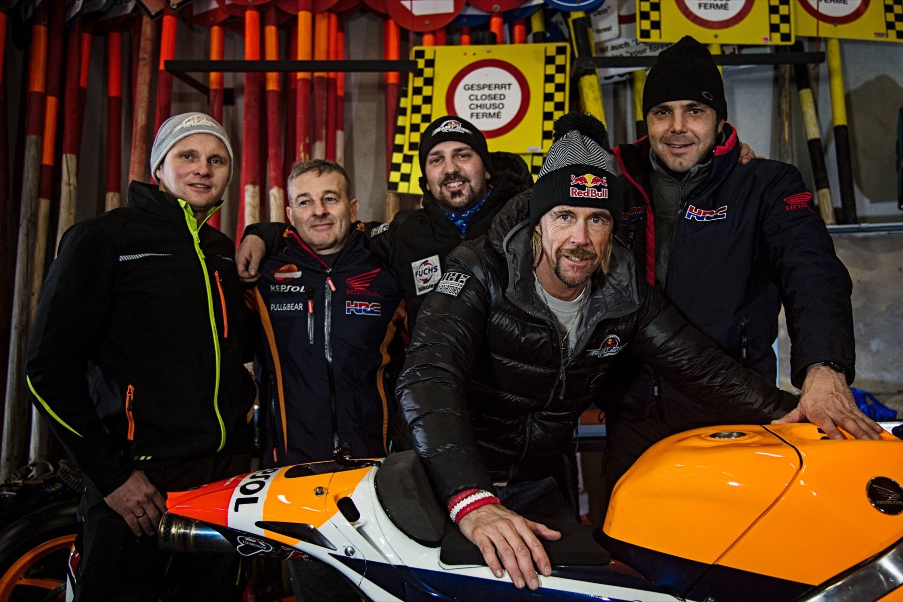 Marc Márquez con la MotoGP en los Alpes