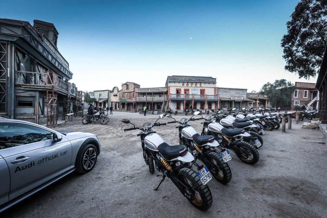 Ducati Scrambler Desert Sled