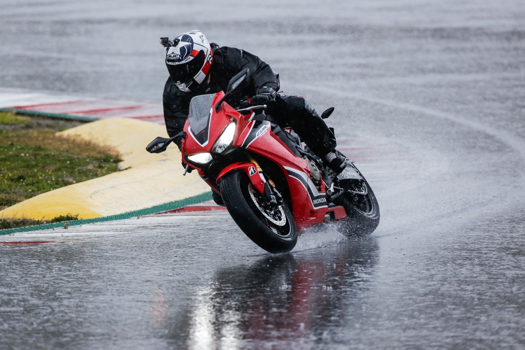 Honda CBR 1000 RR / SP 2017, prueba