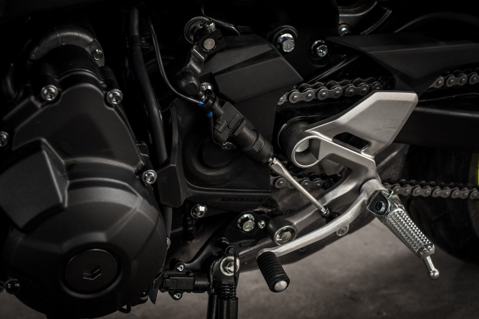 Yamaha MT-09 2017: los ojos de la oscuridad, fotos