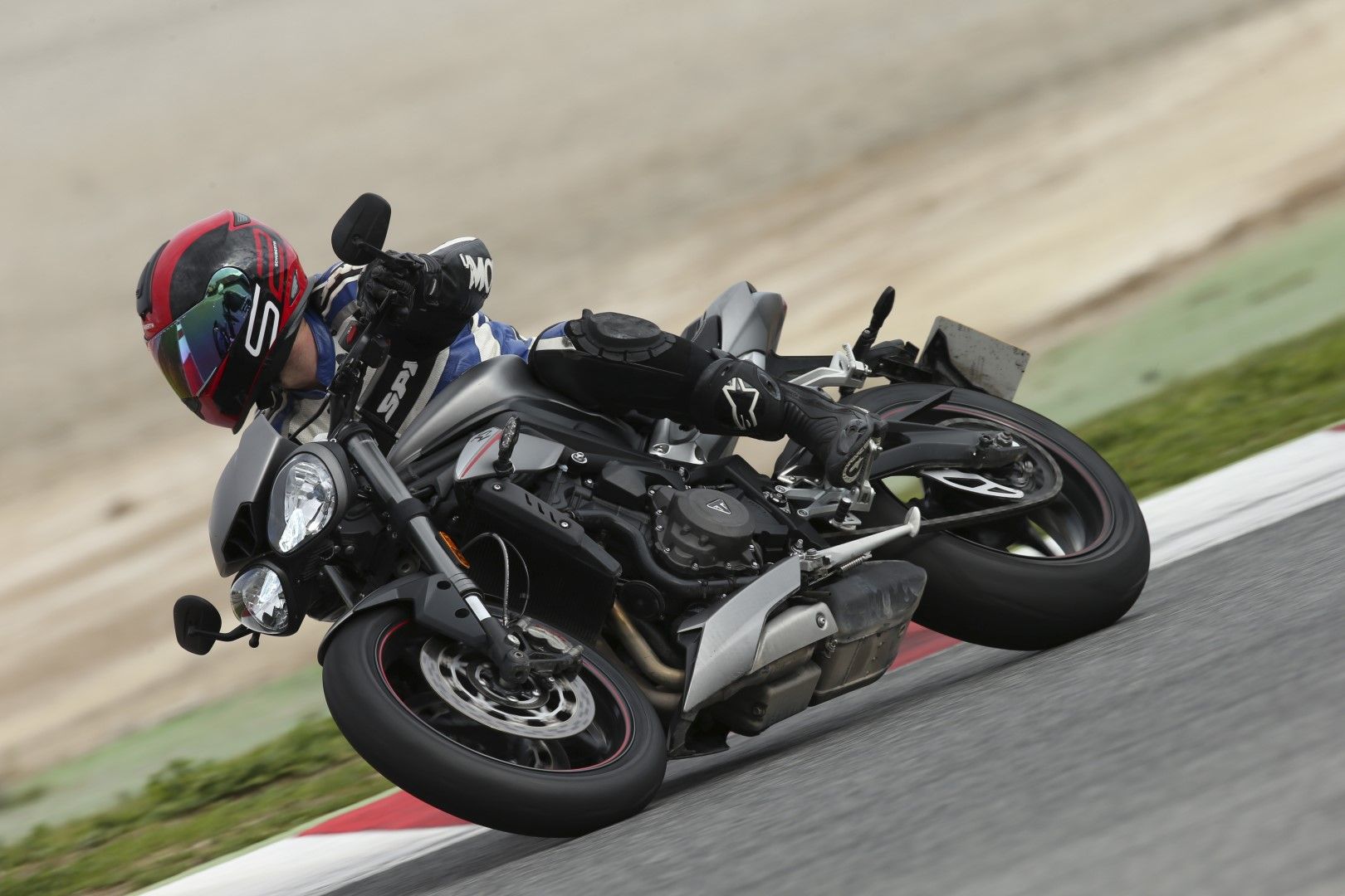 Triumph Street Triple 765
