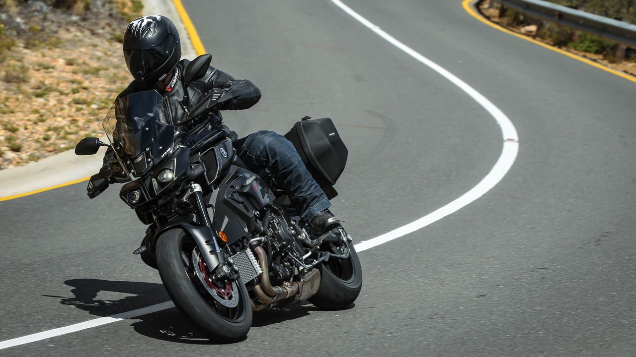Yamaha MT-10 Tourer y SP