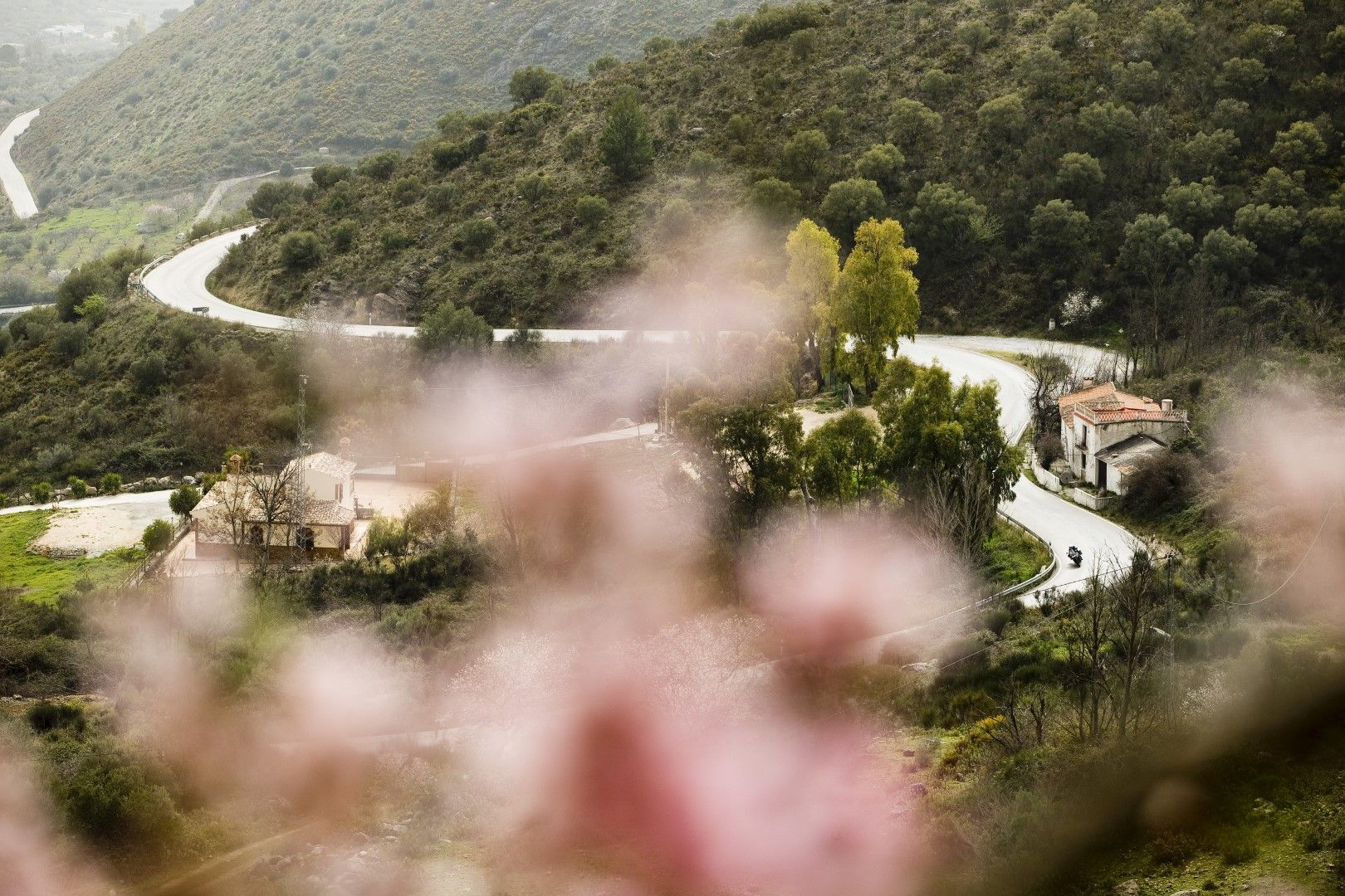 Ruta en moto entre Málaga y Granada con Ruralka